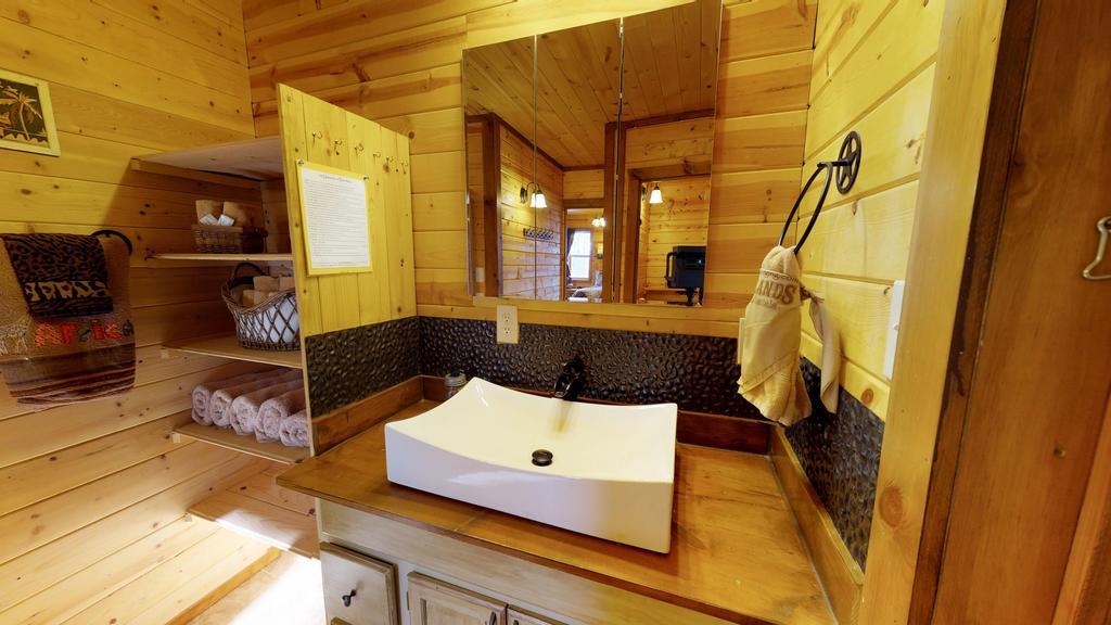 Long View Cabin, Breakfast Deck Overlooking The Canyon! Monticello Exterior photo